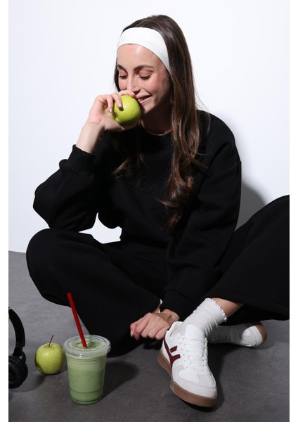 Siyah Basic Kadın Sweatshirt