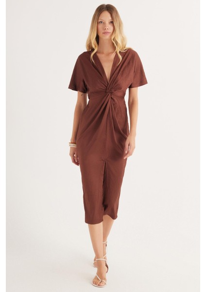 Kadın Slim Fit Dar Kesim Kısa Kollu V Yaka Kahverengi Elbise fırsatları