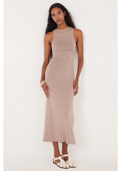 Kadın Modal Kumaş Slim Fit Dar Kesim Sıfır Kol Bisiklet Yaka Vizon Elbise