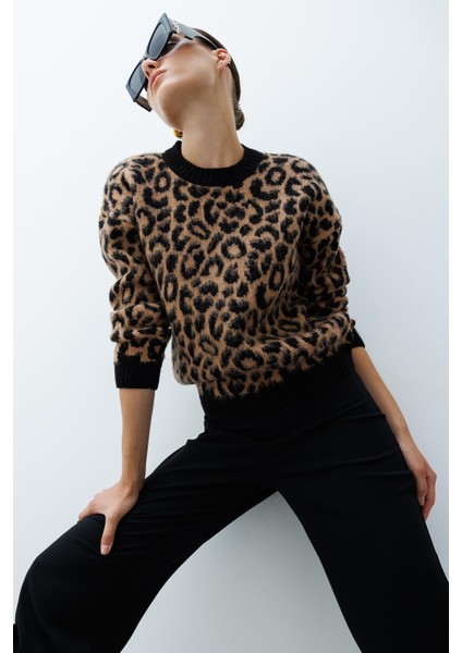 Leopar Desenli Triko Kazak-SİYAH fırsatları