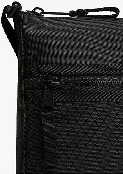 Erkek Çapraz Çanta AM0AM13398BDS modelleri