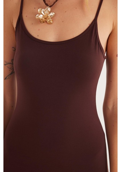 Kadın Slim Fit Dar Kesim Ince Askılı U Yaka Kahverengi Elbise modelleri