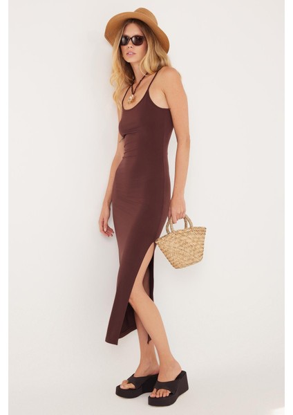 Kadın Slim Fit Dar Kesim Ince Askılı U Yaka Kahverengi Elbise indirimleri