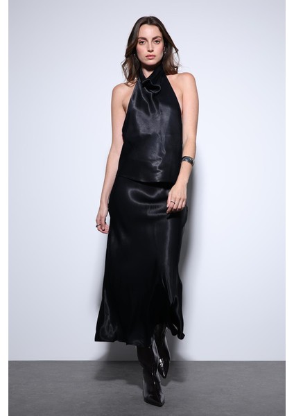 Siyah Saten Halter Kadın Top fiyatları