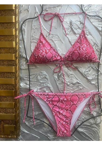 Kadın Üçgen Bikini Takım Likralı Esnek Yandan Boyundan Bağlamalı Şık Ipli