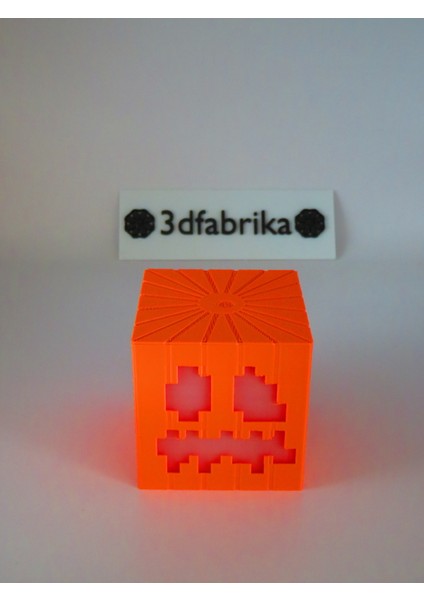 Pikselli Oyma Balkabağı Lamba – Dekoratif Masa Işığı fırsatları