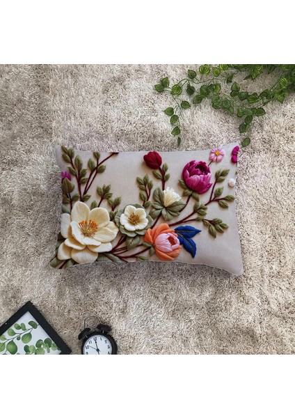 Çift Taraflı Dijital Baskı Kırlent Kılıfı Nakış Görünümlü Çiçek Desenli fiyatları