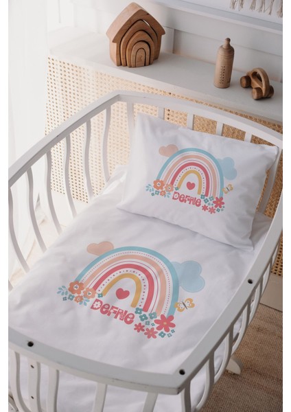 %100 Pamuk Saten Isme Özel Isimli Anne Yanı Beşik Nevresim Takımı Gökkuşağı