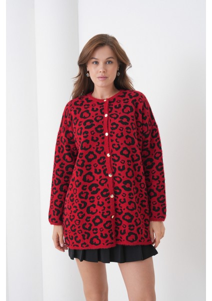 Kadın Tesettüre Uygun Midi Boy Uzun Kol Önden Düğmeli Leopar Desenli Spor Şık Triko Ceket modelleri