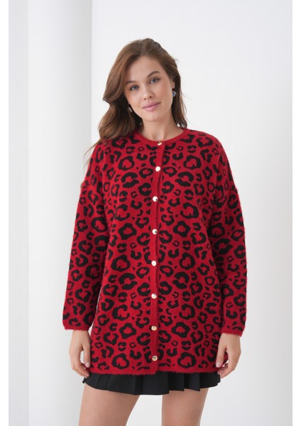 Kadın Tesettüre Uygun Midi Boy Uzun Kol Önden Düğmeli Leopar Desenli Spor Şık Triko Ceket fırsatları