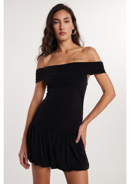 Kadın Slim Fit Dar Kesim Straplez Siyah Midi Elbise