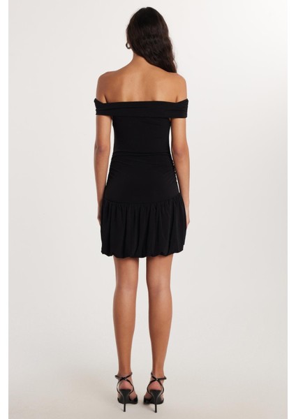 Kadın Slim Fit Dar Kesim Straplez Siyah Midi Elbise indirimleri