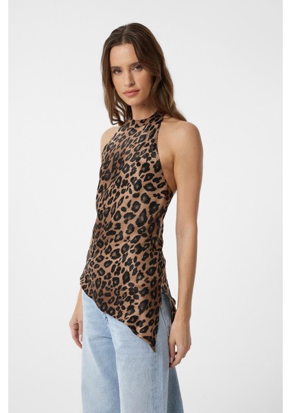 Kahve Asimetrik Leopar Desenli Sırt Dekolteli Kadın Top