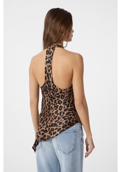 Kahve Asimetrik Leopar Desenli Sırt Dekolteli Kadın Top fırsatları