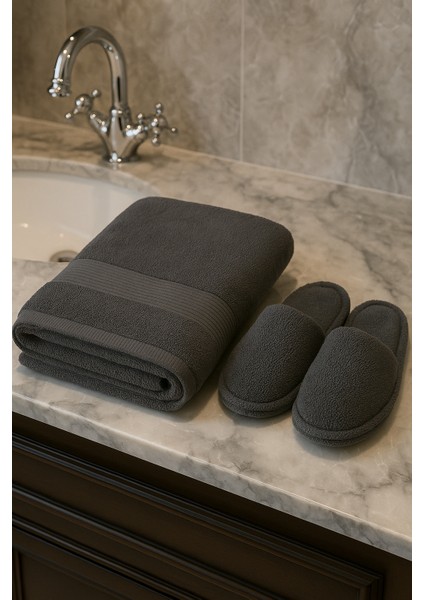 %100 Pamuk 70X140 cm Banyo Havlusu (Kaymaz Havlu Banyo Terliği Hediye)