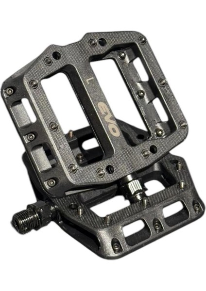 Çivili Platform Pedal Rulmanlı - Siyah