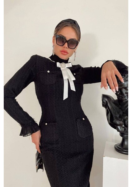 Kadın Broş ve Tül Detaylı Tüvit Kumaş Midi Elbise NBNC7027