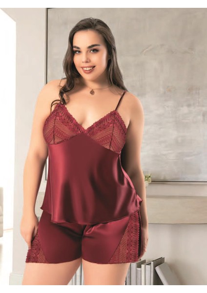 4249 Miss Laris Gecelik