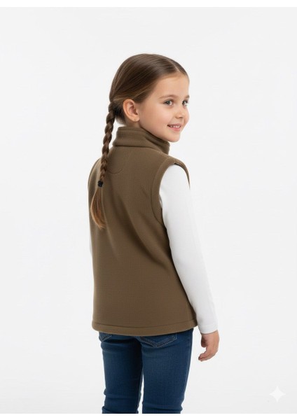 Kolsuz Fermuarlı Astarlı Çift Cepli Dik Yaka Çocuk Yelek fırsatları