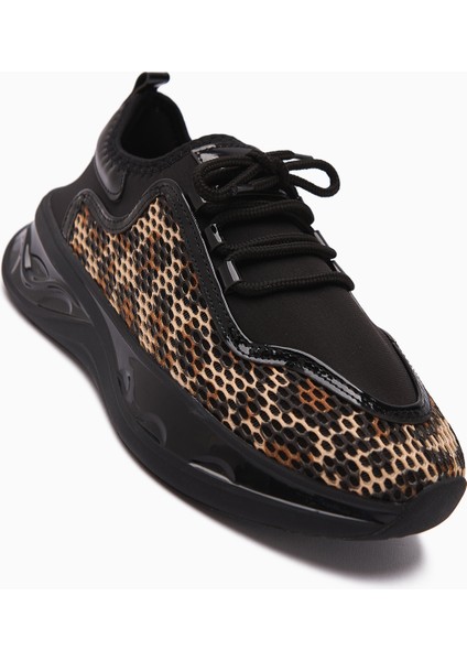 Erona Leopar Desenli Rugan Detaylı Kadın Spor Ayakkabı fiyatları