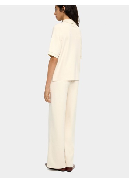 Yüksek Yakalı T-Shirt indirimleri