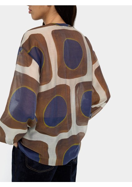 Yarı Şeffaf Desenli Bluz fırsatları