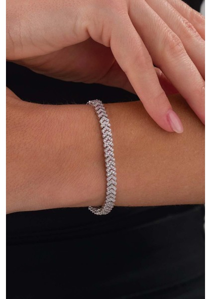 Pırlanta Montür Su Yolu Gümüş Bileklik modelleri