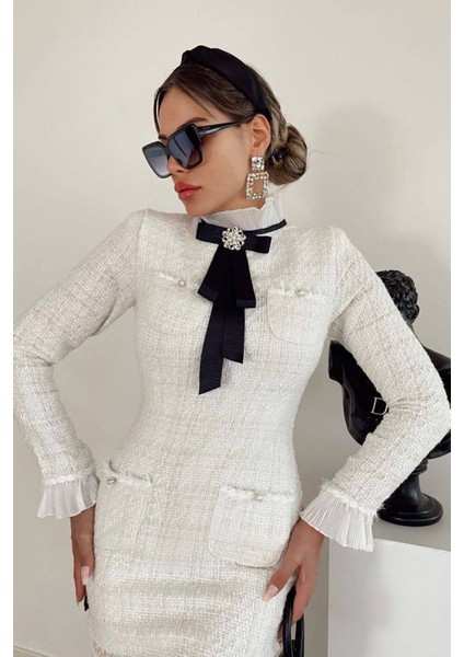 Kadın Broş ve Tül Detaylı Tüvit Kumaş Midi Elbise NBNC7027