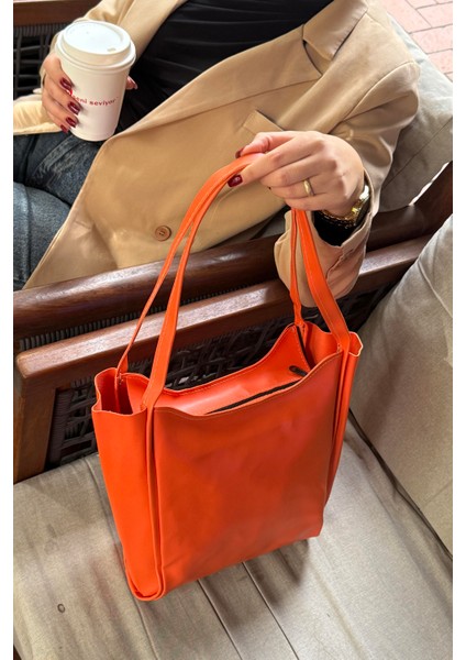 Lagraccio Paris Kadın Carrie Salaş Omuz Çantası Turuncu