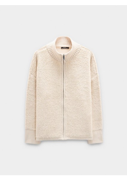 Dokulu Triko Hırka indirimleri