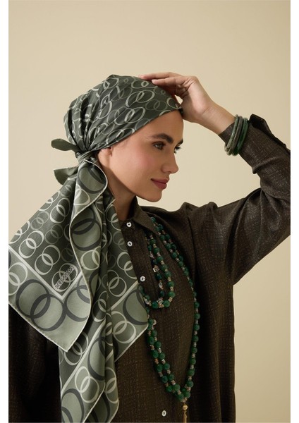 Noor Yolu 2 Haki Tivil Ipek Eşarp 90X90 fiyatları