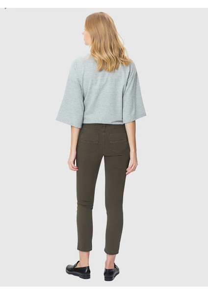 Kısa Paça Cepli Kadın Pantolon Haki K1853106_023 modelleri