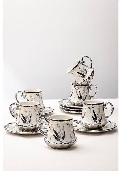 12 Parça Gümüş Yaprak Desenli Özel Form Kahve Fincan Seti