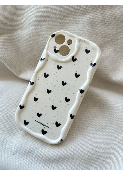 IPHONE 13 Uyumlu Kalp Desen Kılıf modelleri