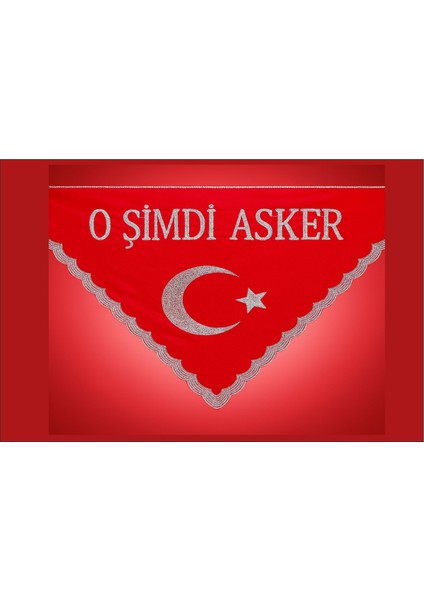 ''o Şimdi Asker'' Yazılı Pullu Asker Örtüsü (Eldivenli) Kırmızı Renk (Üçgen Şeklinde)