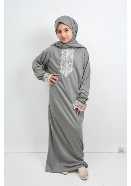 Kız Çocuk Düz Renk Dantelli Kendinden Kapşönlü Namaz Elbisesi modelleri