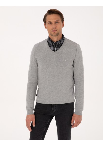 Erkek Açık Gri Melanj Slim Fit V Yaka Basic Triko Kazak 50314190-VR091