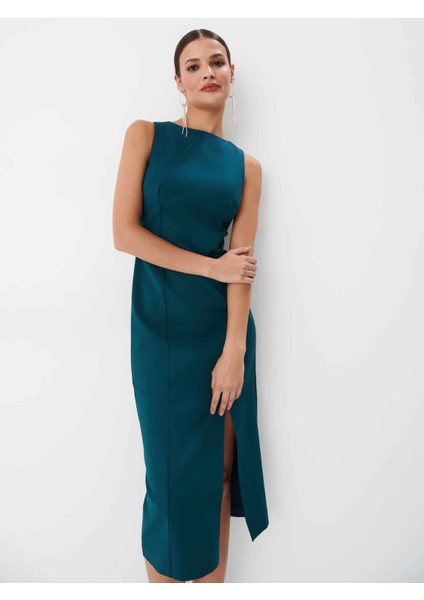 Stenlose Bisiklet Yaka Uzun Boy Sıfır Kol Regular Fit Yeşil Renk Elbise
