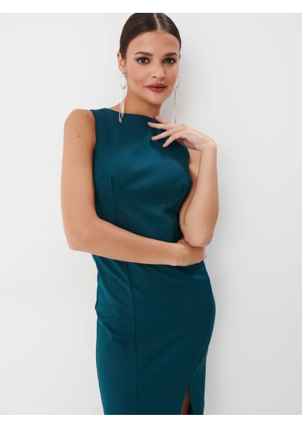 Stenlose Bisiklet Yaka Uzun Boy Sıfır Kol Regular Fit Yeşil Renk Elbise modelleri