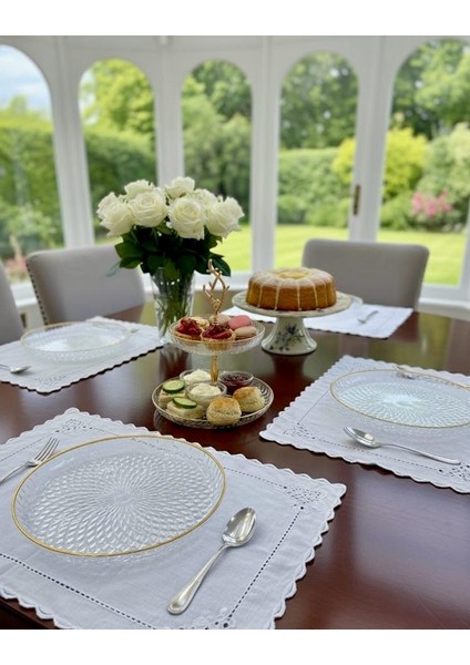 Altın Yaldızlı Pasta Seti ve 2 Katlı Kurabiye Sunum Standı – 19 cm Şık Tasarım 6 Adet Pasta Tabağı, Misafir Sunumları Için Zarif Seçim modelleri