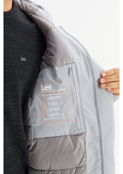 Relaxed Fit Rahat Kesim Kapüşonlu Cepli Şişme Mont fırsatları