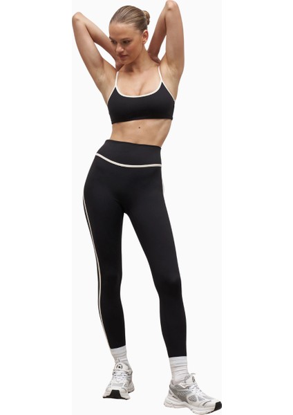 Base Contrast Trim Cami Bra Destekleyici Spor Sütyeni fırsatları