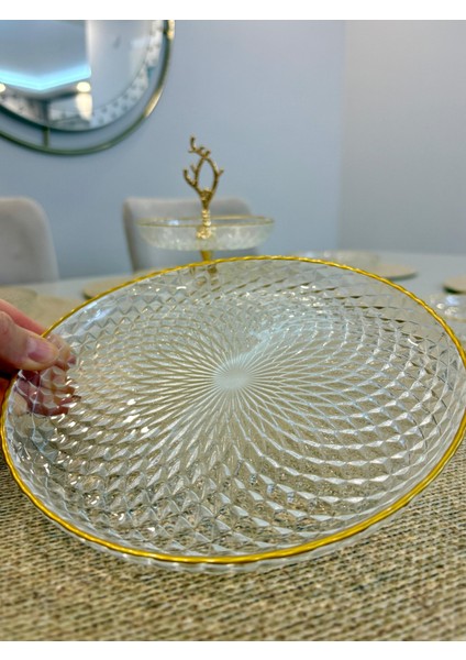 Altın Yaldızlı Pasta Seti – 19 cm Büyük Boy Şık Tasarım 6 Adet Pasta Tabağı, Misafir Sunumları Için Zarif Seçim