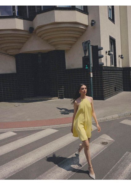 Oix Regular Fit Sıfır Kol Askılı Kısa Boy Sarı Renk Elbise modelleri