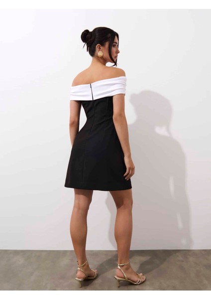 Xio Regular Fit Straplez Yaka Kısa Boy Siyah Renk Elbise indirimleri