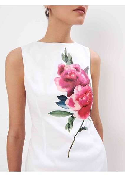 Scoby Bisiklet Yaka Kolsuz Desenli Uzun Boy Regular Fit Beyaz Renk Elbise modelleri