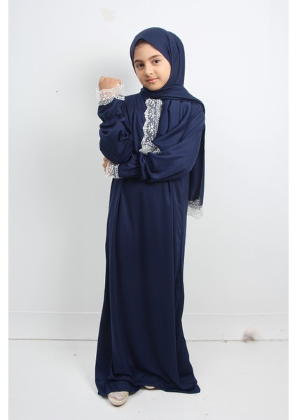 Kız Çocuk Düz Renk Dantelli Kendinden Kapşönlü Namaz Elbisesi fırsatları