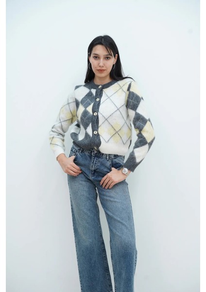 Bisiklet Yaka Baklava Desen Hırka