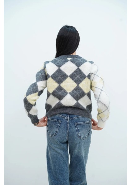 Bisiklet Yaka Baklava Desen Hırka fırsatları