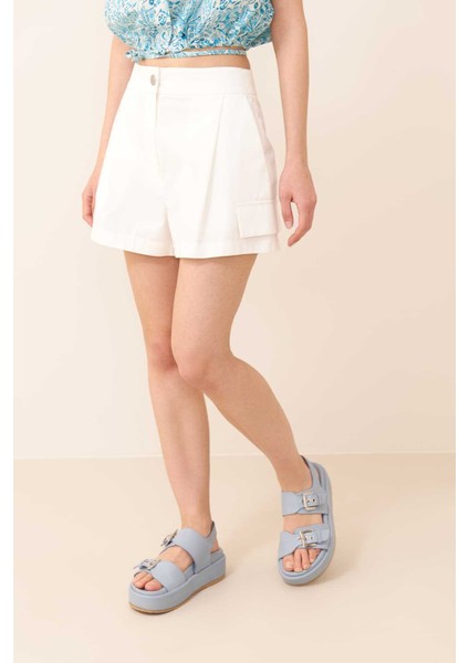 Cepli Şort Kırık Beyaz Y2312618_090